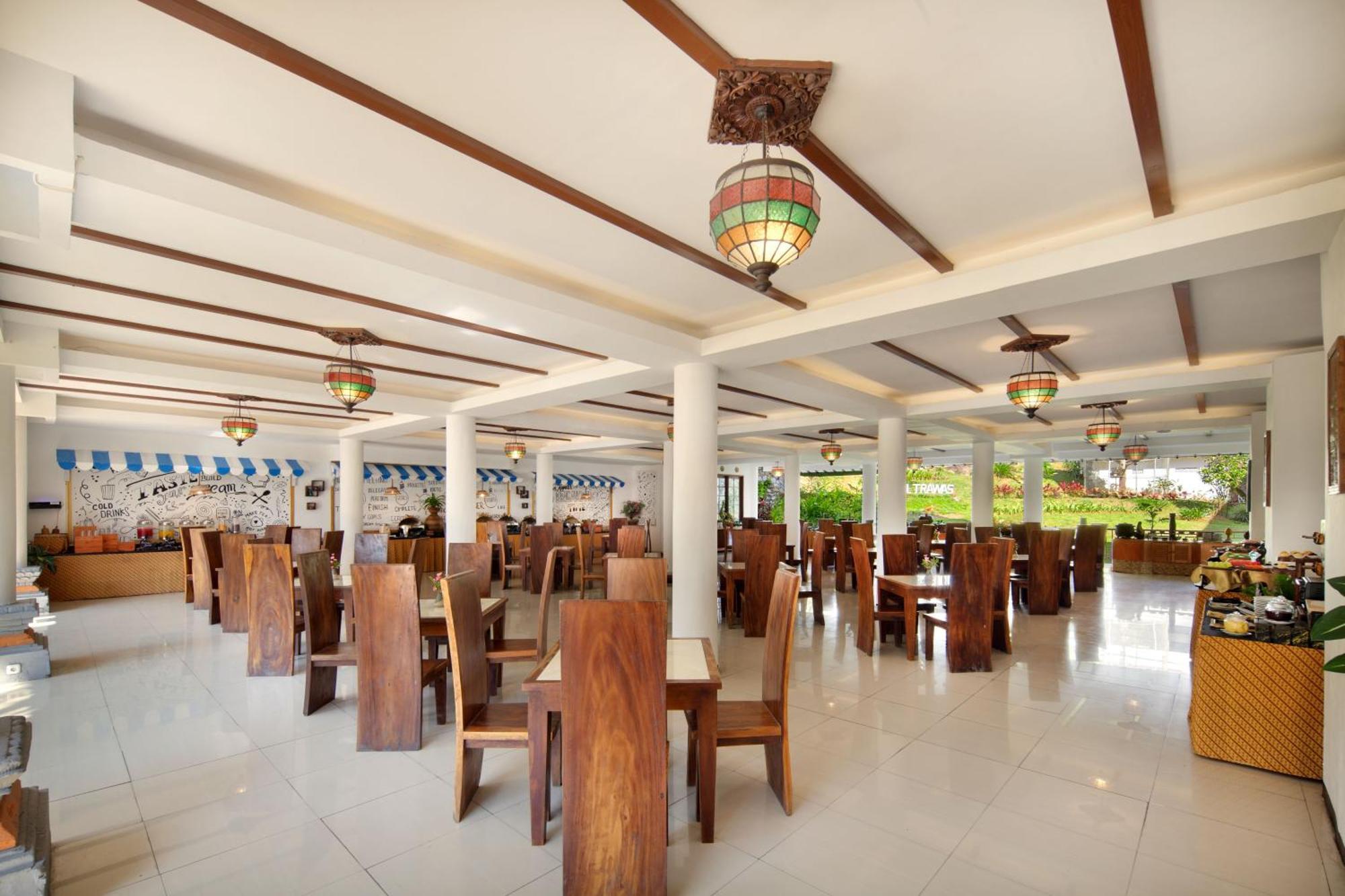 รอยัล ตราวาส โฮเต็ล&คอทเทเจส Hotel ภายนอก รูปภาพ